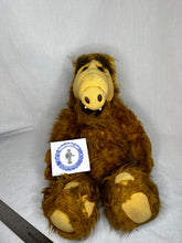 Load image into Gallery viewer, 18" ALF Plush doll by Coleco
